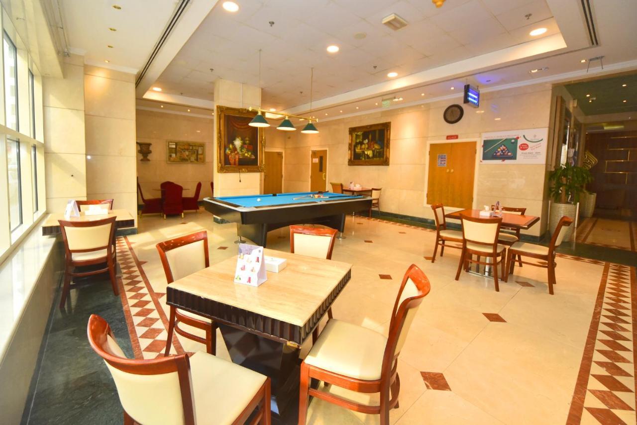 Nejoum Al Emarat Hotel Sharjah Exterior photo